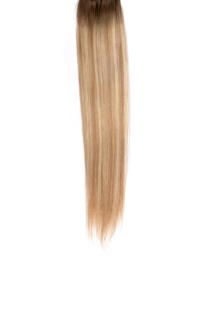 #31R Rooted Platinum Blonde & Dark Blonde